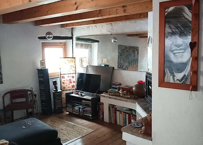 La Casa Di Mo Semesterbostad Albisola Superiore